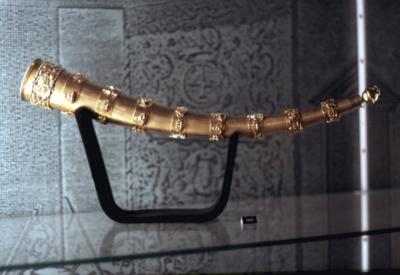Sibyllas guldhorn, udstillet på Rosenborg 1988. Foto: Morten Axboe. Magdalena Sibyllas horn